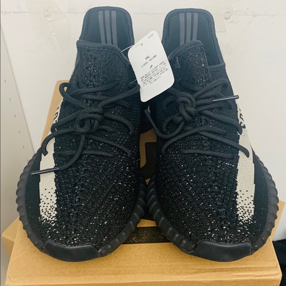 Yeezy boost 350 V2 Oreo - Picture 4 of 4